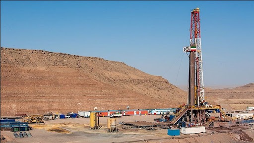 پرونده تخلف زیستی میدان نفتی آذر به مراجع قضایی ارجاع می‌شود