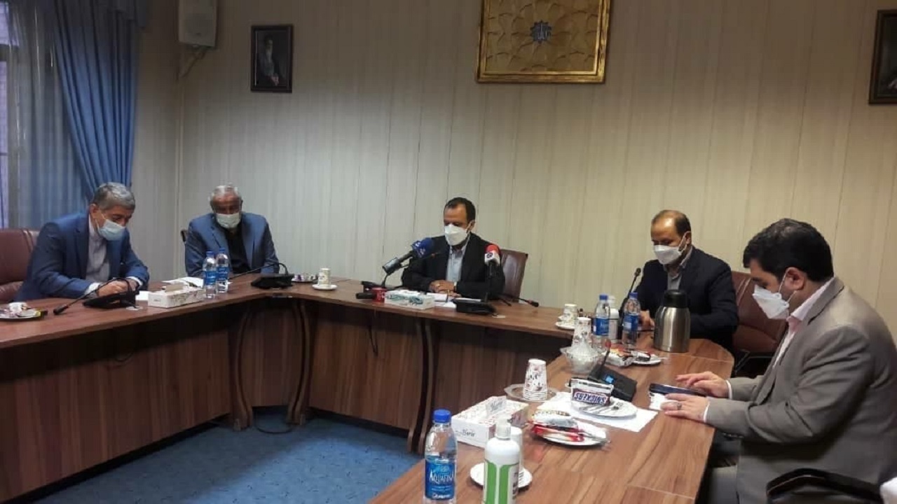 جلسه هم اندیشی خاندوزی با اقتصاددان‌ها آغاز شد