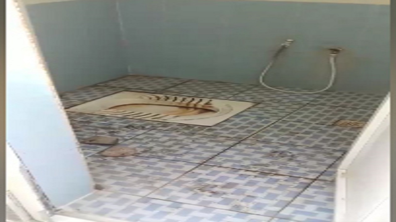 وضع نامناسب امکانات بهداشتی در یک بیمارستان + فیلم