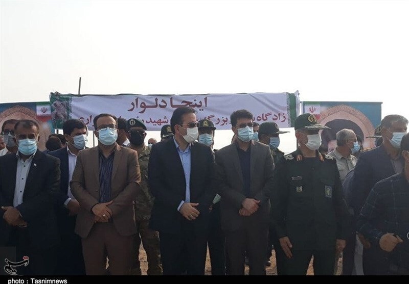 قدرت&zwnj;نمایی سپاه بیخ گوش آمریکایی ها/ رژه ۱۵۰ فروند شناور نیروی دریایی سپاه در خلیج فارس/ پیام 