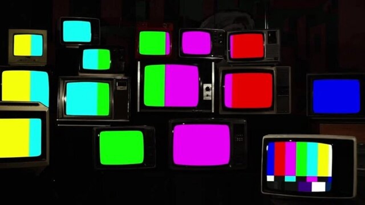 پخش کارتون سینمایی «هاچ زنبور عسل» و ۱۴ فیلم دیگر از تلویزیون