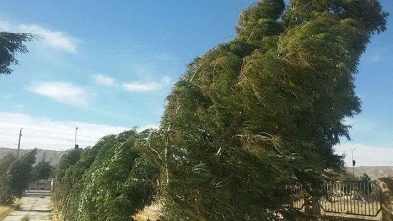 پیش بینی آسمانی صاف همراه با تندباد در استان همدان