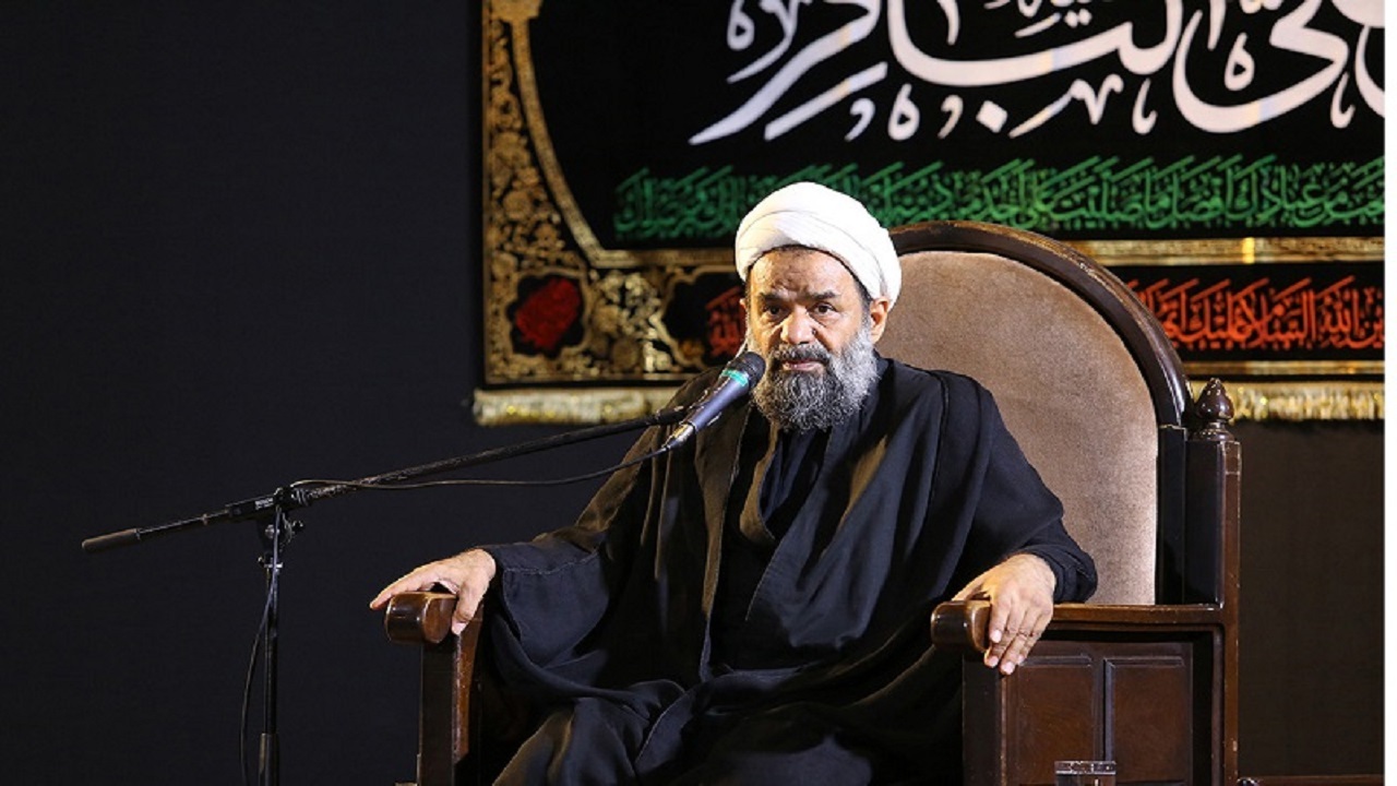 اساس منبر و روضه را امام سجاد (ع) بنا نهادند