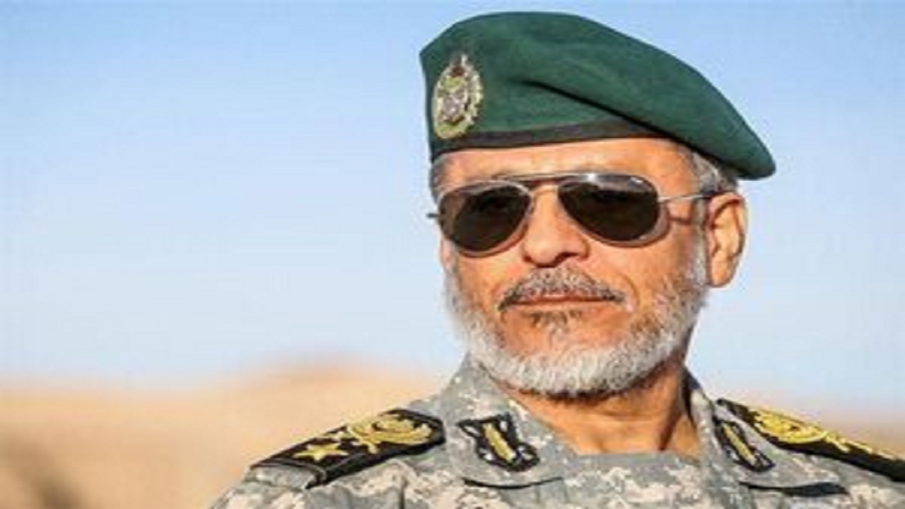 بازدید معاون هماهنگ کننده ارتش از مراحل ساخت ناوشکن دماوند