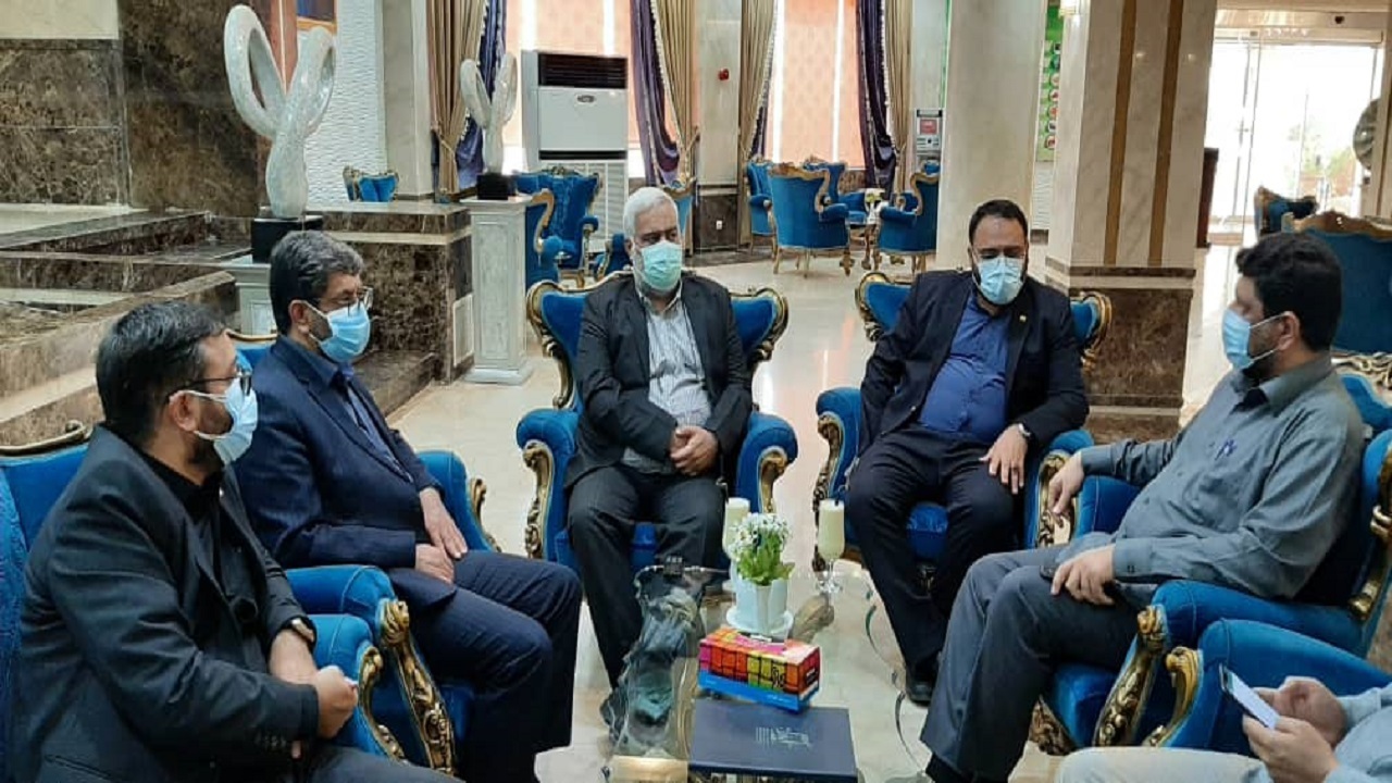 بازدید نماینده هلدینگ معنا از شهرک‌ها و نواحی صنعتی سیستان و بلوچستان