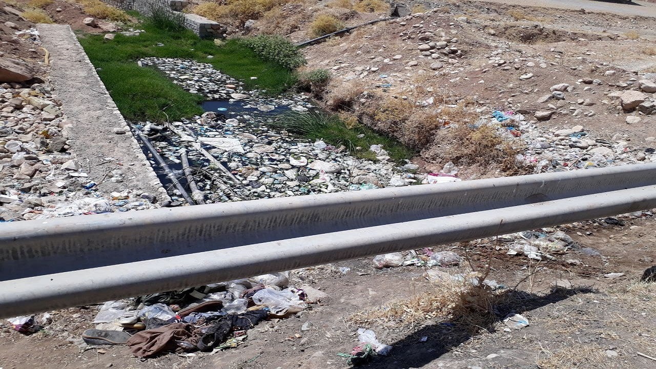 وضعیت اسفناک دفع زباله در روستای جلگه خلج + فیلم