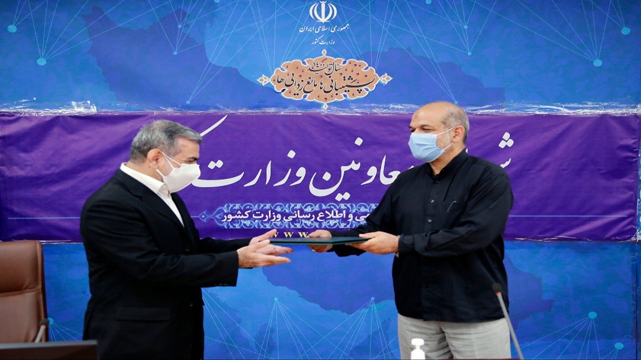 کار در حوزه سیاسی را با رویکرد ارتقای کارآمدی دنبال می‌کنیم