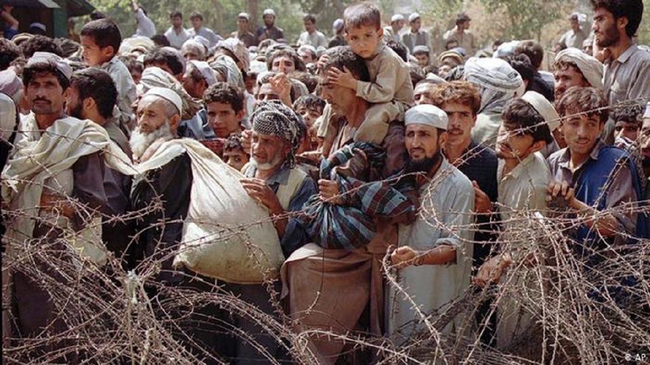 شایعه سقوط پنجشیر،افغان ها را به سمت مرزها کشاند
