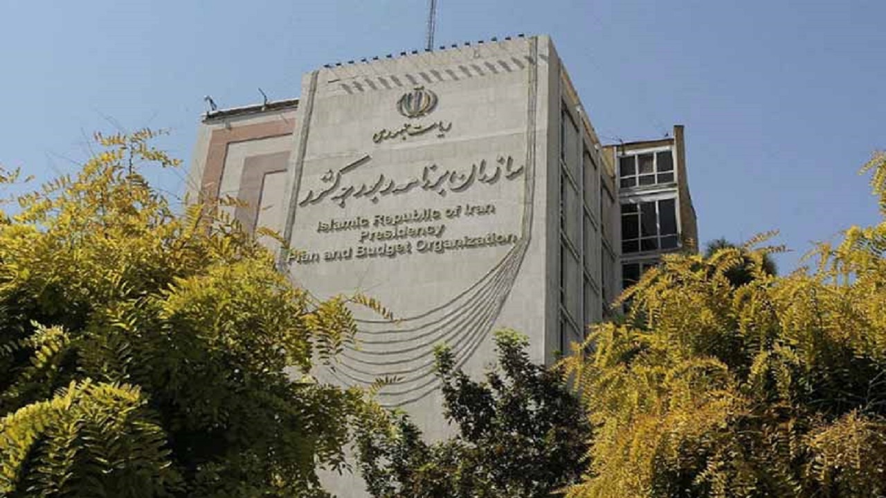 اعضای ستاد تهيه و تدوين لايحه برنامه و بودجه سال ۱۴۰۱ منصوب شدند