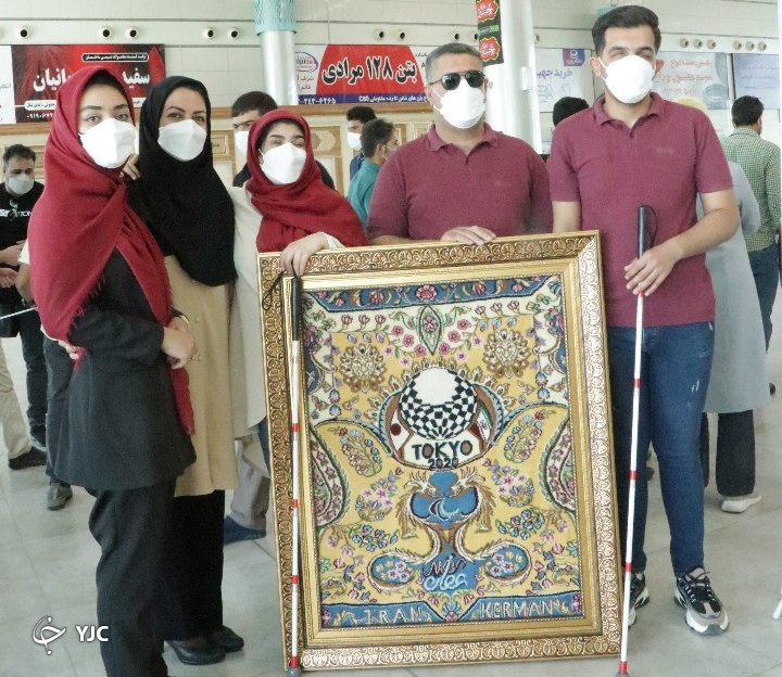 رونمایی از قالی پارالمپیک در کرمان