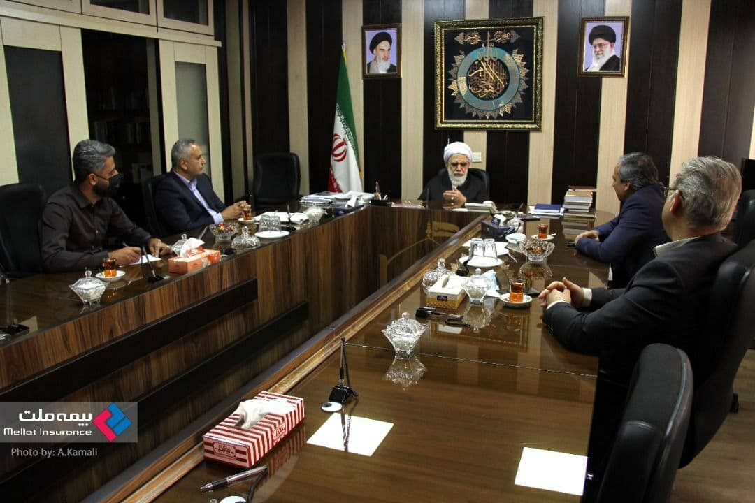 مدیرعامل بیمه ملت با آیت الله اختری دیدار کرد
