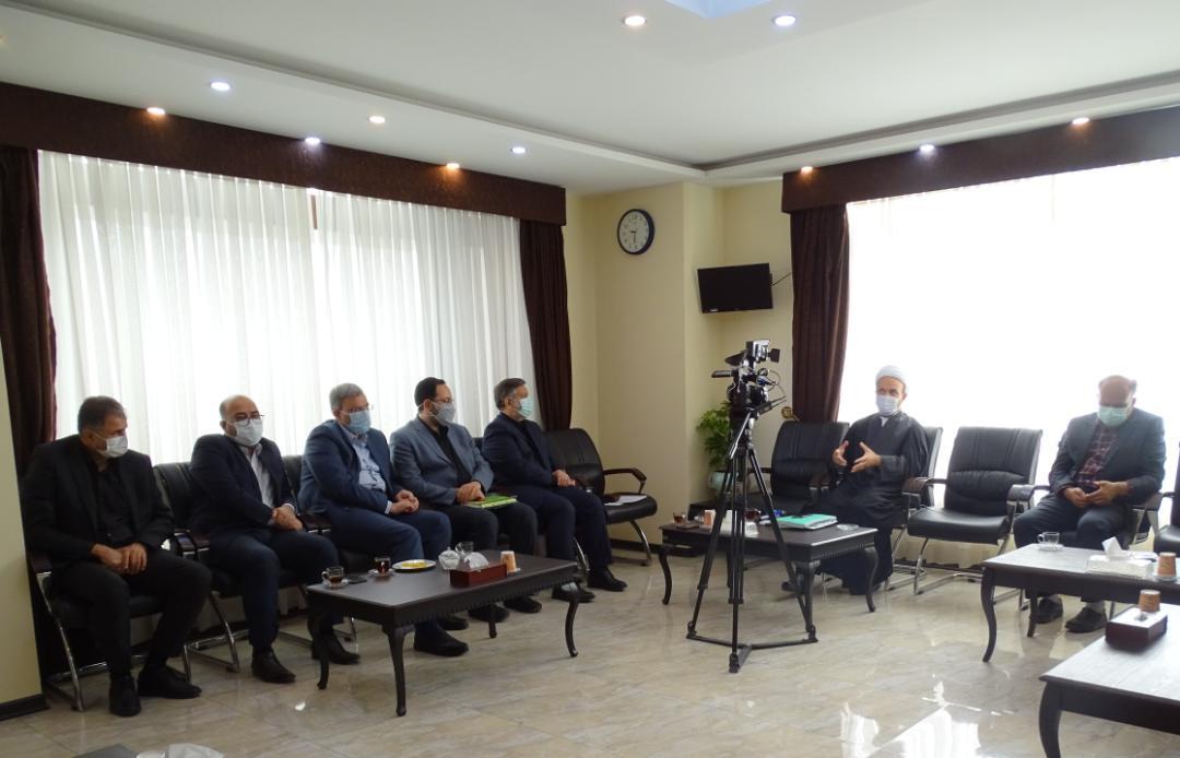 دنیای امروز جنگ دوربین هاست/ تقابل رسانه ها، تقابل جبهه حق و باطل است