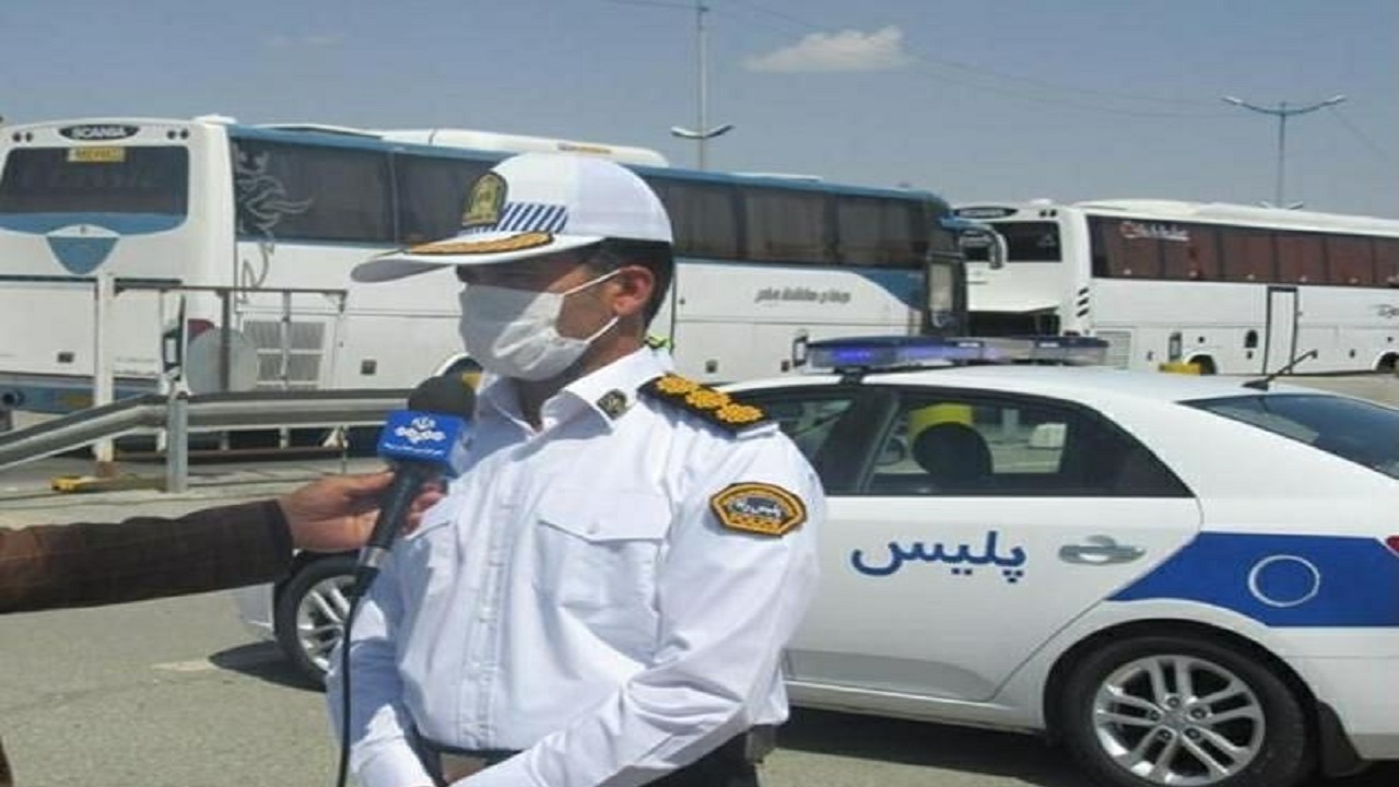 رانندگی بدون داشتن گواهینامه جرم بوده  و متخلف به مراجع قضائی معرفی می شود