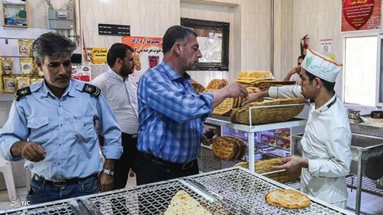 تشکیل ۱۲۹۰ پرونده تخلف برای واحد‌های نانوایی آذربایجان غربی