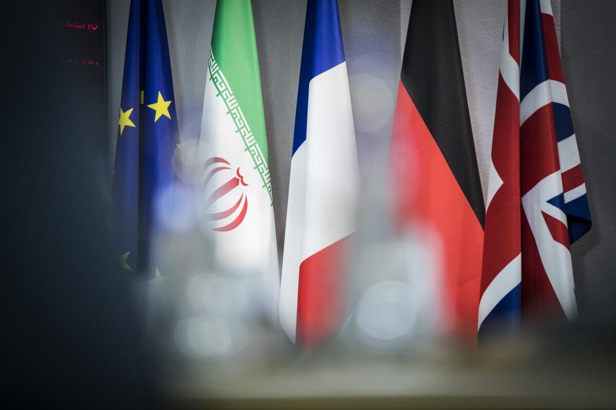 سیاست بایدن ادامه‌ سیاست ترامپ است/ بایدن می‌کوشد سطح تنش را در رسانه‌ها و مواضع رسمی کنترل کند