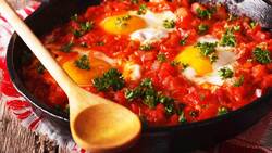 طرز تهیه نان قندی سمنانی برای صبحانه + فیلم