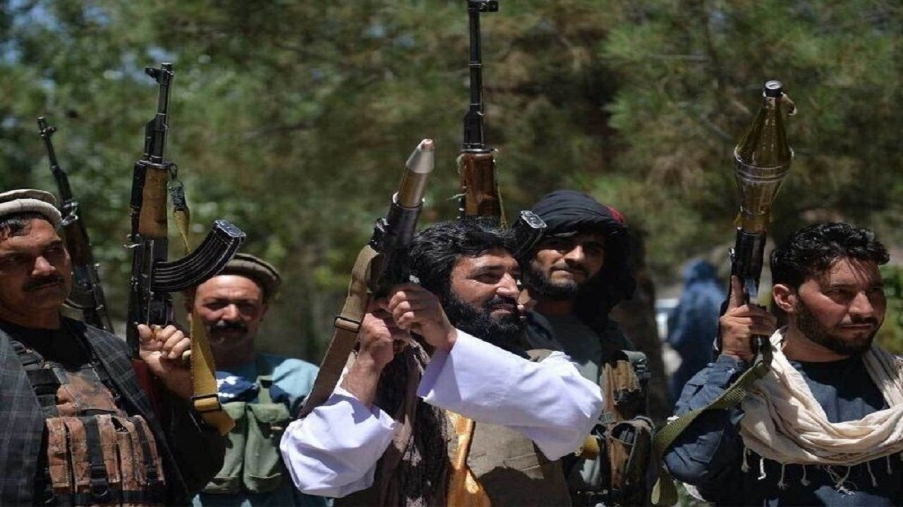 برافراشتن پرچم طالبان در پنجشیر
