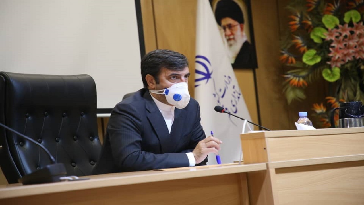 دستگاه قضا با فعالیت علیه واکسن کرونا در شبکه‌های مجازی برخورد کند