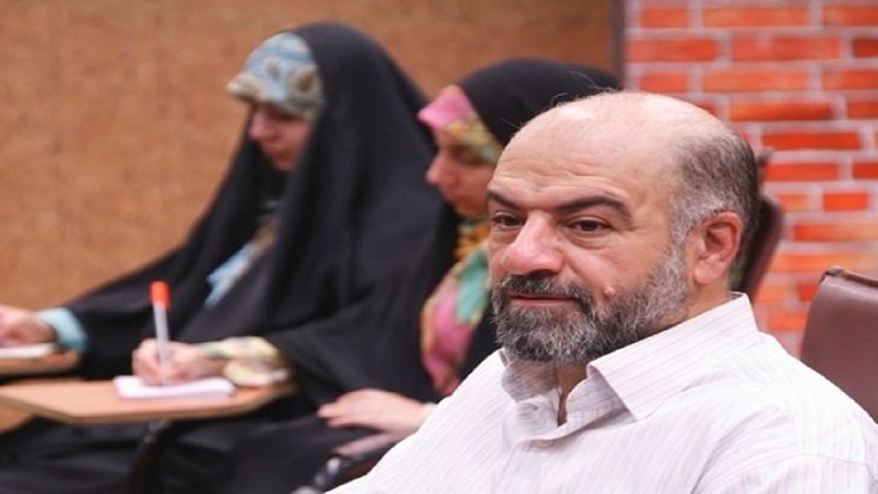 بررسی آسیب‌های احتمالی عزاداری حسینی در تلویزیون