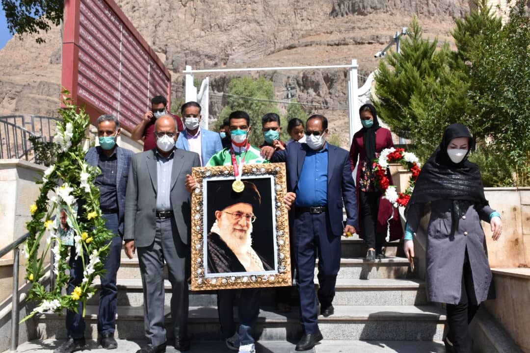 حضور قهرمان و رکوردار پارالمپیک توکیو بر سر مزار سردار دل&zwnj;ها