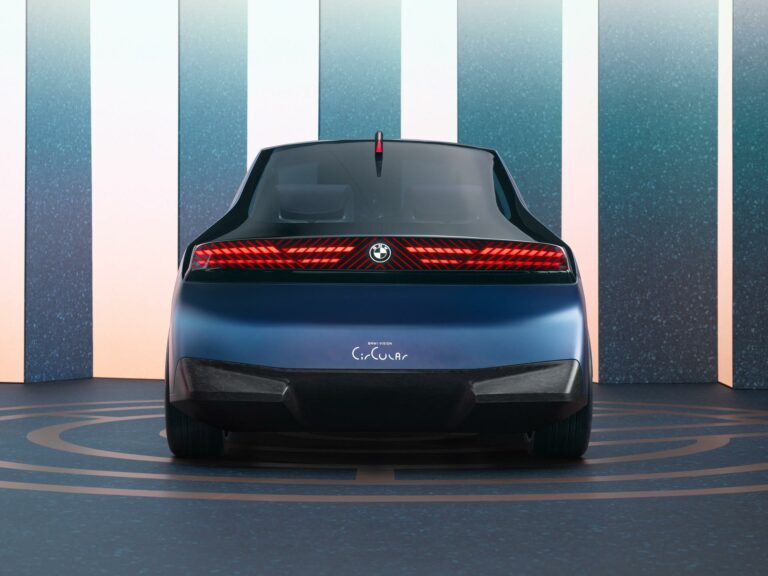  خودروی مفهومی بازیافتی BMW