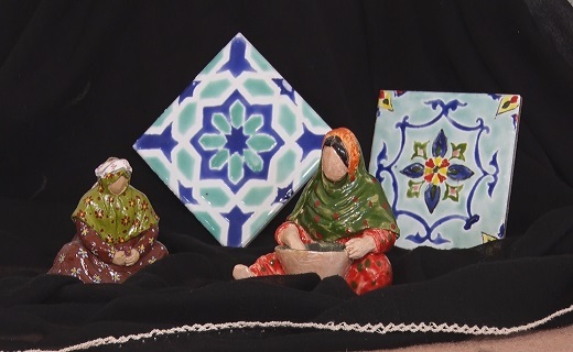 گل هایی که با دستان هنرمندانه دو خواهر به سخن می آیند/ خلق مجسمه هایی هنرمندانه به کمک علم و هنر
