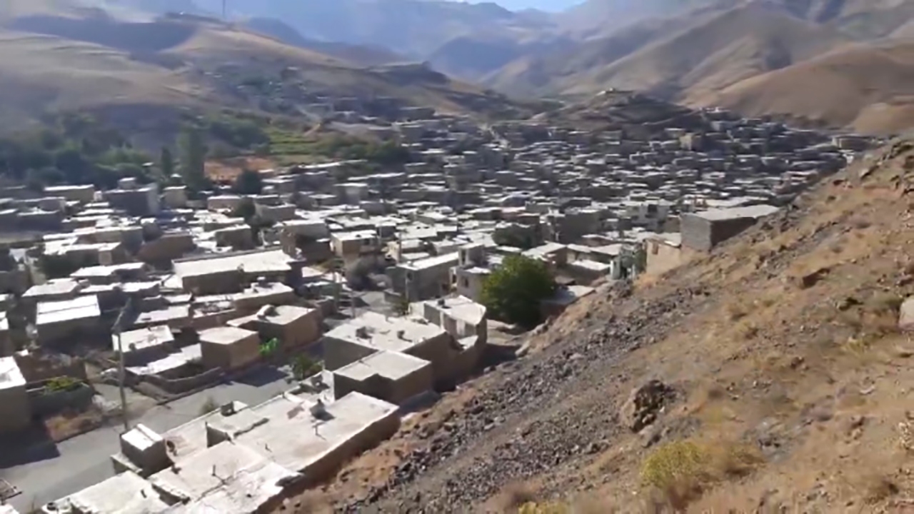 معرفی روستای صلوات آباد در شهرستان سنندج + فیلم