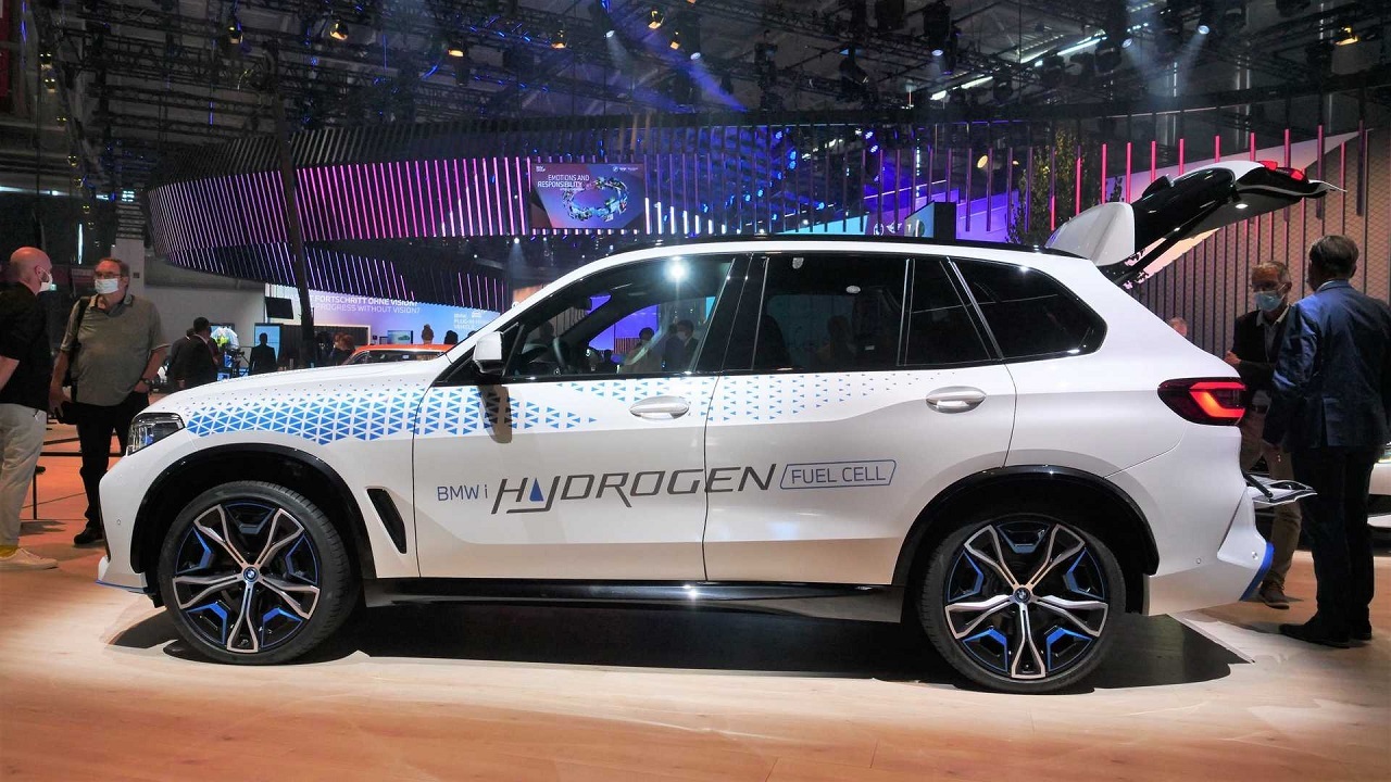 رونمایی از خودروی شاسی بلند iX5 Hydrogen بی ام و +تصاویر