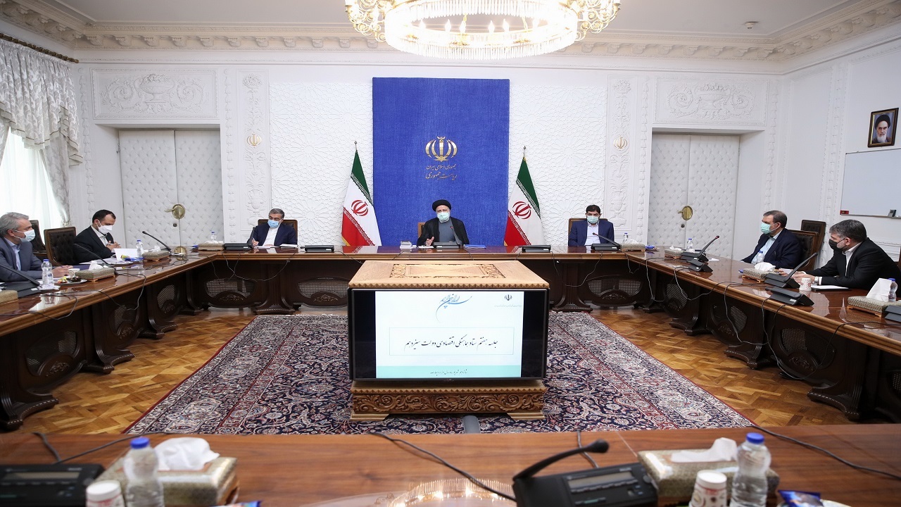 وزارتخانه‌ها موظف به برنامه ریزی برای حمایت از تولید داخل شدند