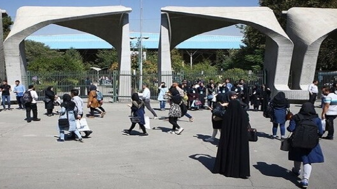 درباره آموزش حضوری دانشگاه‌ها تابع ستاد ملی مبارزه با کرونا هستیم