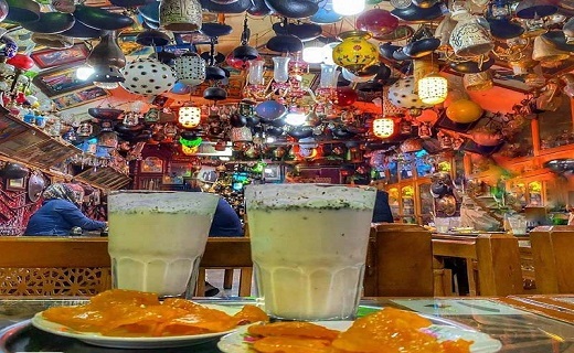 دوغ و گوش فیل