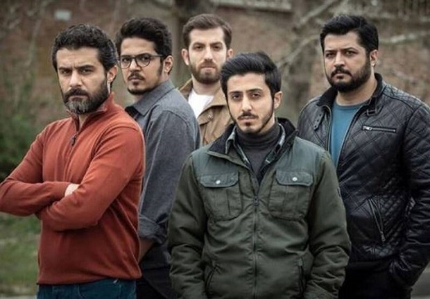 با مأموران امنیتی در ارتباط نیستم/ می&zwnj;خواهم نویسنده شوم/ سابقه انگلیس&zwnj;ها در ایران خراب است/ مردم پاسخ تمسخر سفیر انگلیس را دادند/ ایران پایتخت جهان است/ به خاطر سابقه گذشته&zwnj;ام در گاندو بازی نکردم