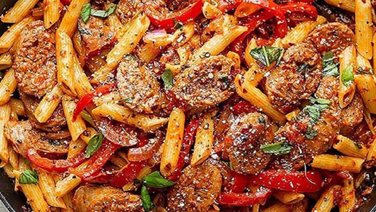 پاستای سوسیس دودی با سس ایتالیایی+طرز تهیه