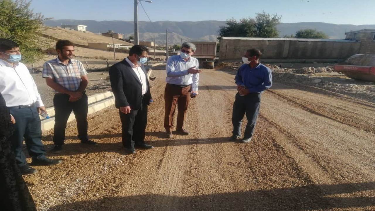 عملیات بهسازی معابر روستای شورابه