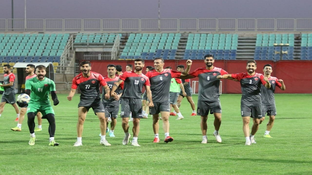 تمرین شاداب سرخپوشان پس از دیدار با سرپرست باشگاه و پیشکسوت پرسپولیس