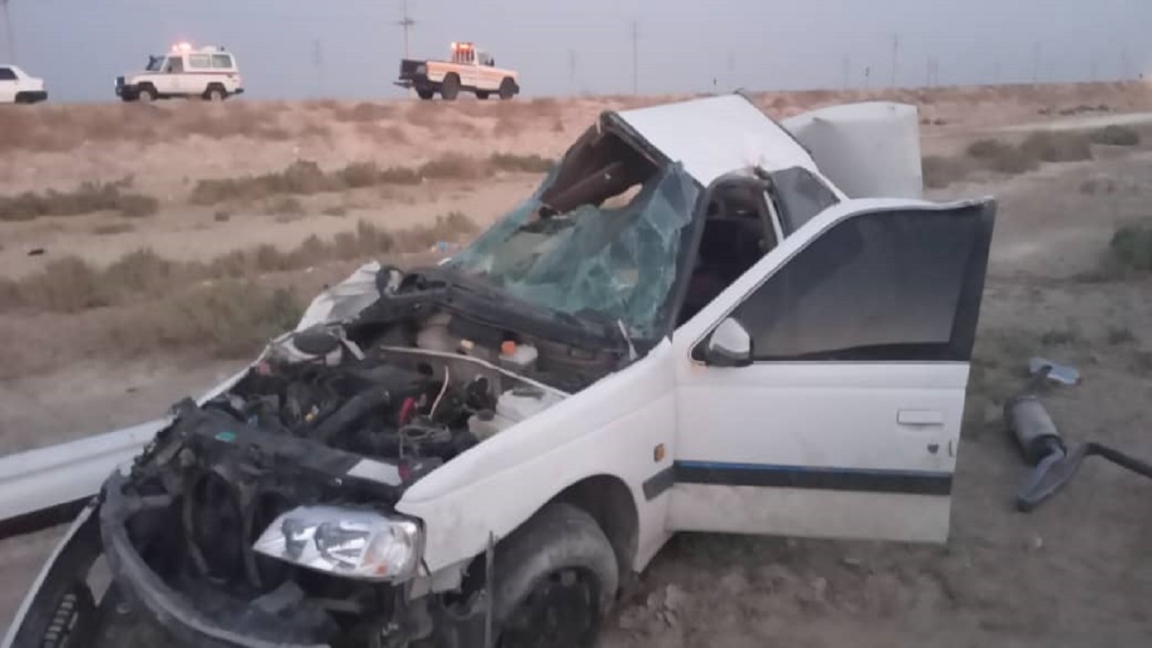 واژگونی خودرو باز حادثه آفرید