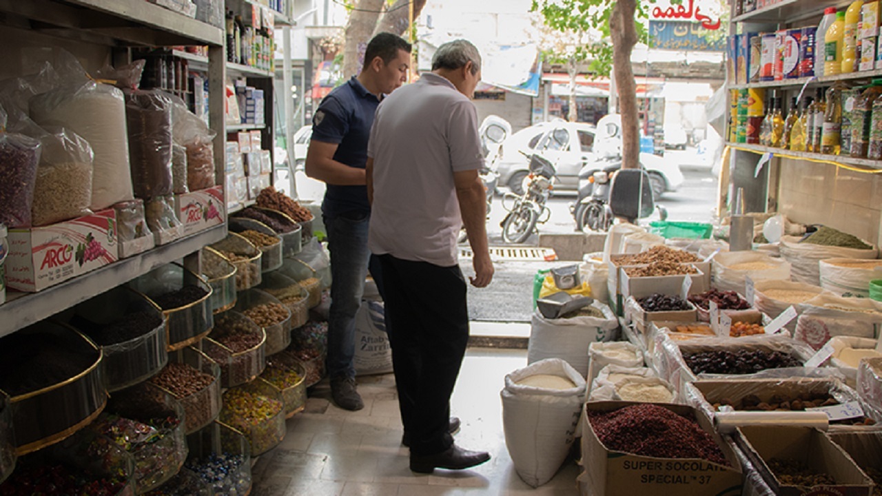 در بازار خراسان رضوی کمبود کالا نداریم