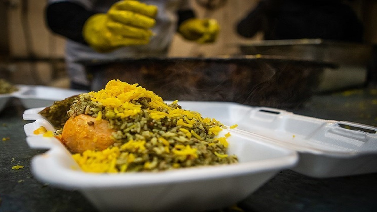 عطر خوش غذا در خانه نیازمندان شوشتر پیچید