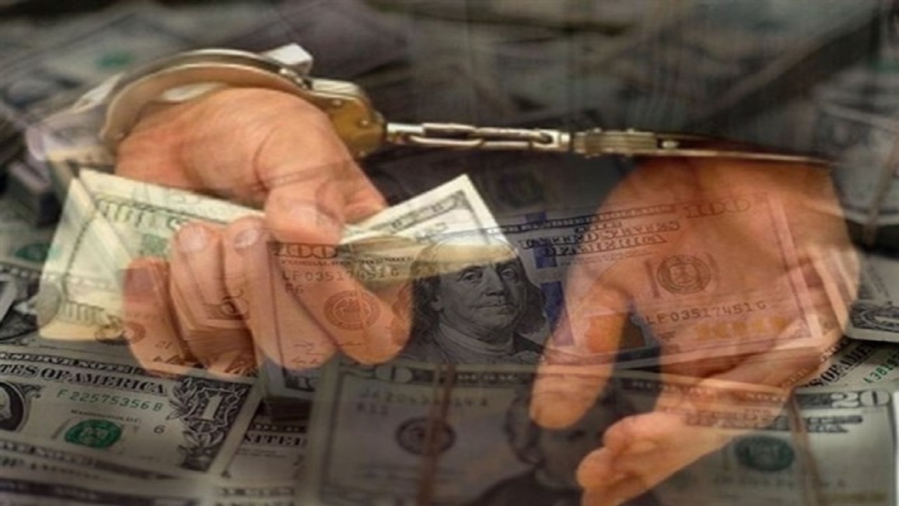 کشف بیش از ۱۶۴ هزار دلار ارز غیر مجاز در مریوان