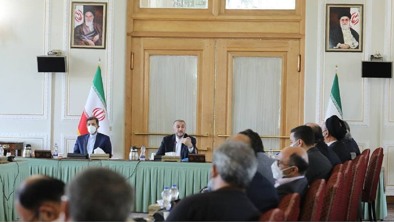 تاکید امیرعبداللهیان بر توجه به دیپلماسی رسانه‌ای در کنار دیپلماسی رسمی