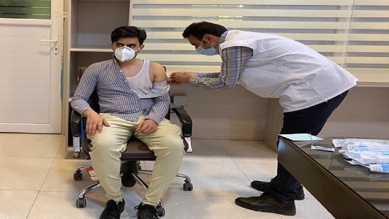 آغاز واکسیناسیون دانشجویان دانشگاه آزاد تاکستان