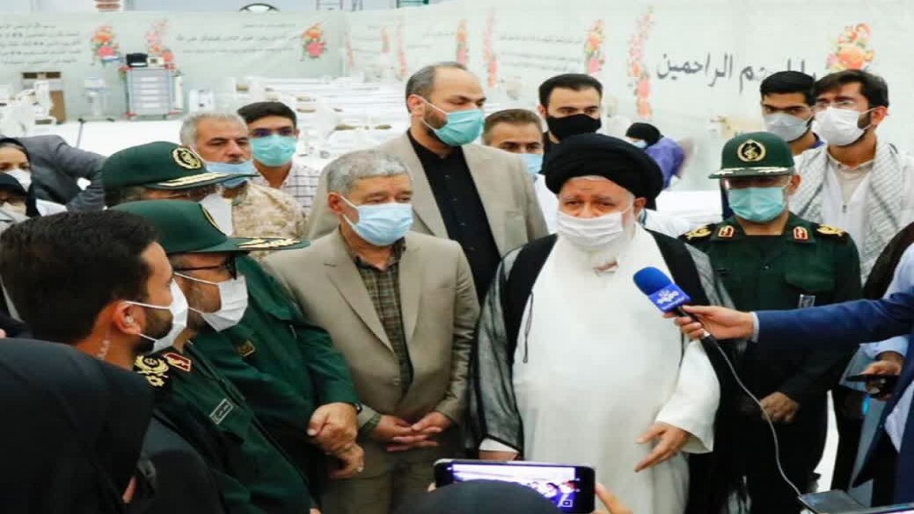 مشکلات جز با کار جهادی مسئولان حل نمی‌شوند