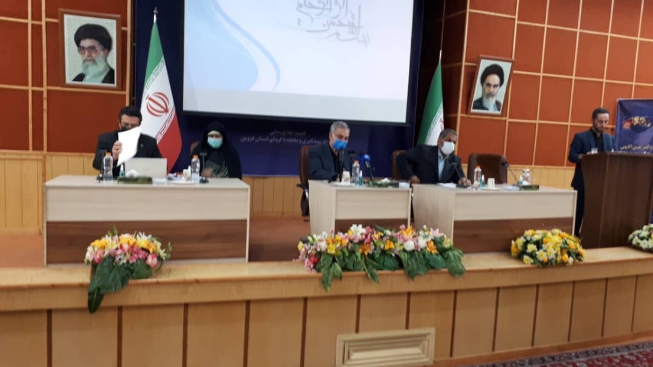 تاکید وزیر بهداشت بر بازگشایی دانشگاه‌ها/ اجرای قرنطینه هوشمند پس از واکسیناسیون/ ورود ۵۰ میلیون دُز واکسن تا آخر شهریور