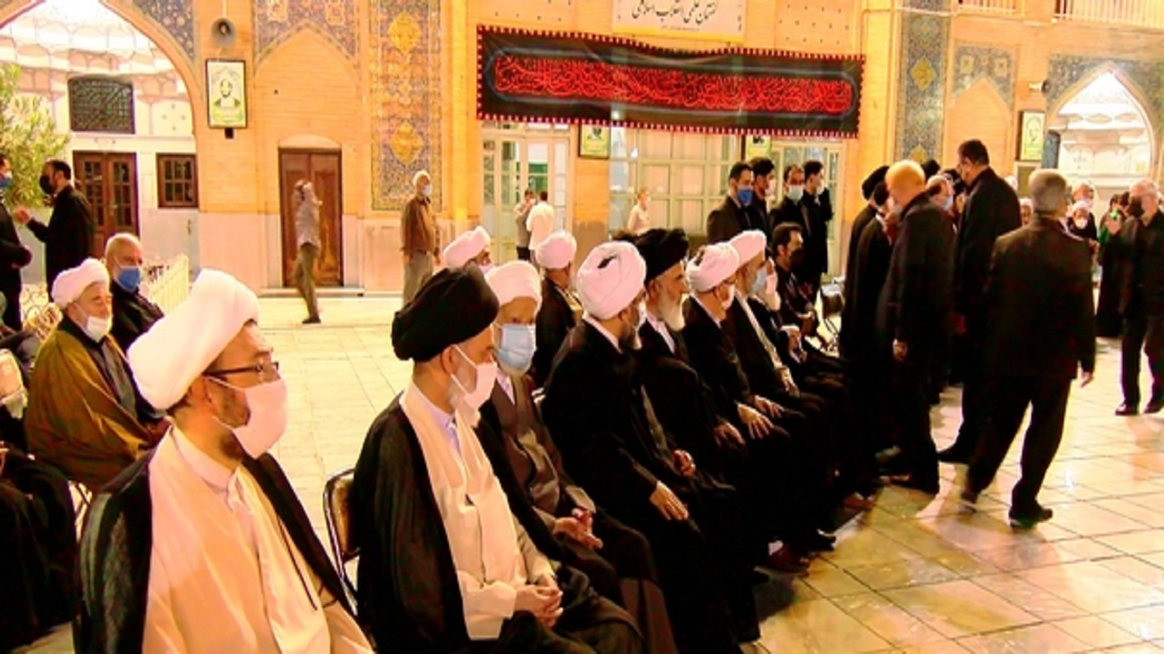 مراسم بزرگداشت آیت‌الله حکیم (ره)در قم برگزار شد