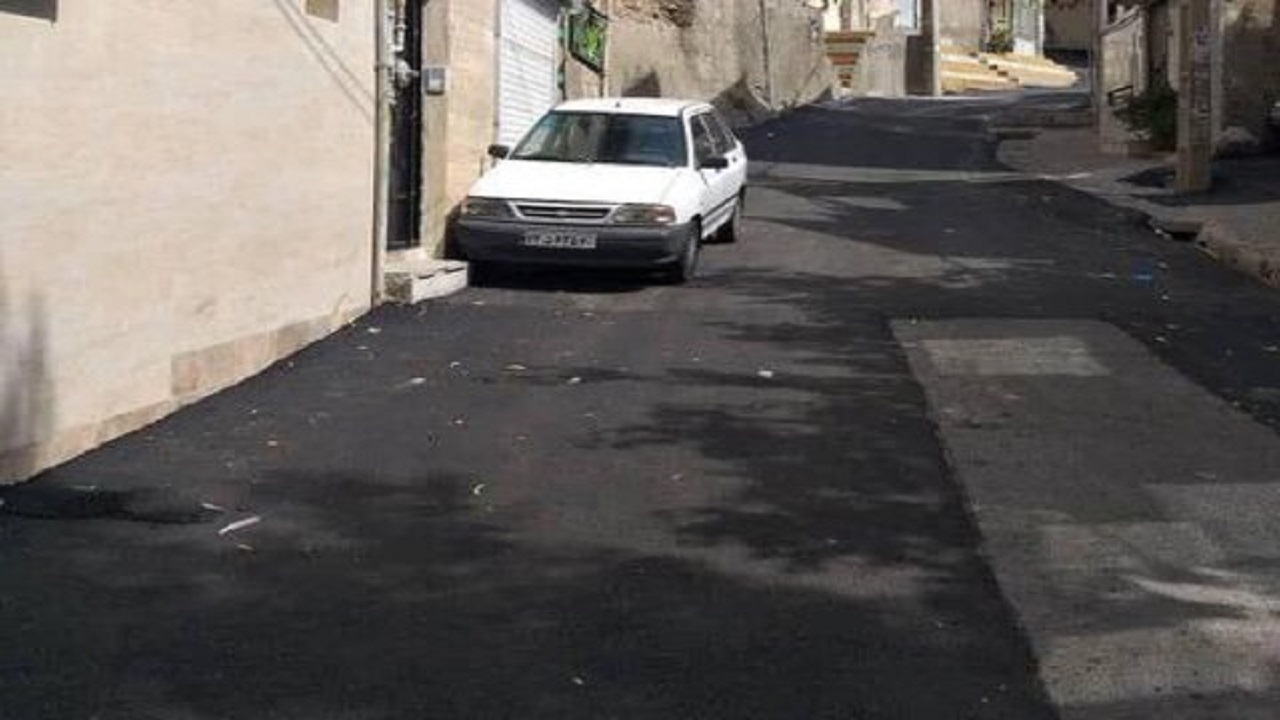 خیابان پیراندره با ۱۲۰ تن آسفالت روکش شد