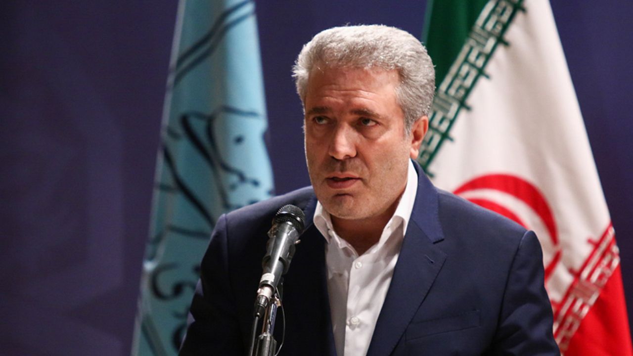 علی‌اصغر مونسان خداحافظی کرد