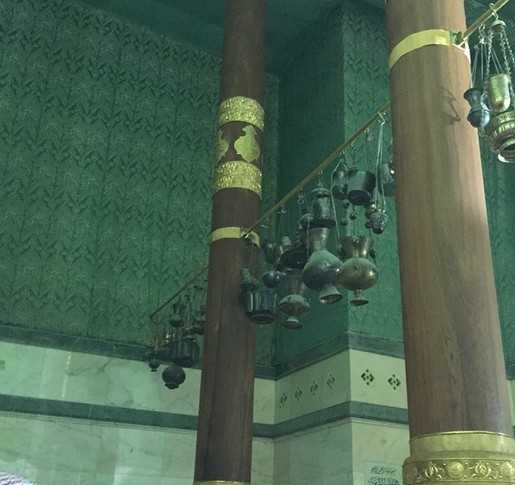اولین بار چه کسی خانه خدا را شُست؟