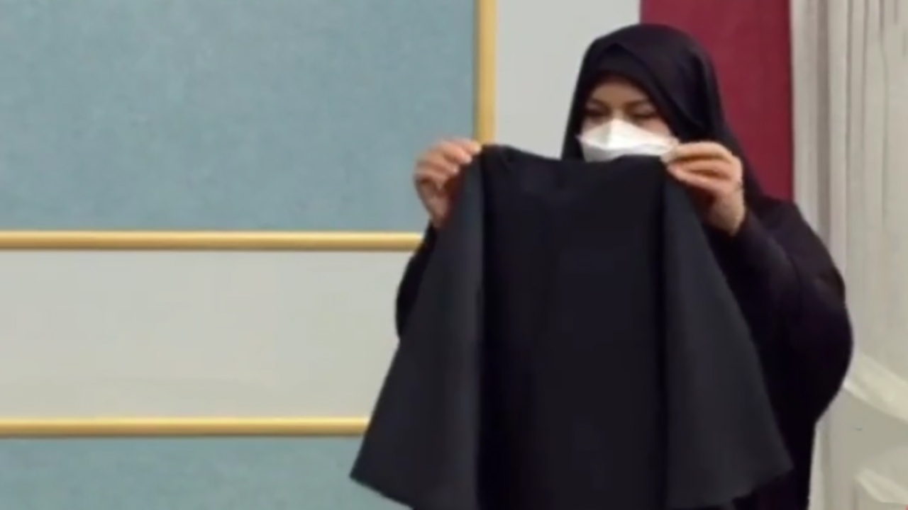 آموزش دوخت تن پوش راحت زنانه به شکل چادر + فیلم