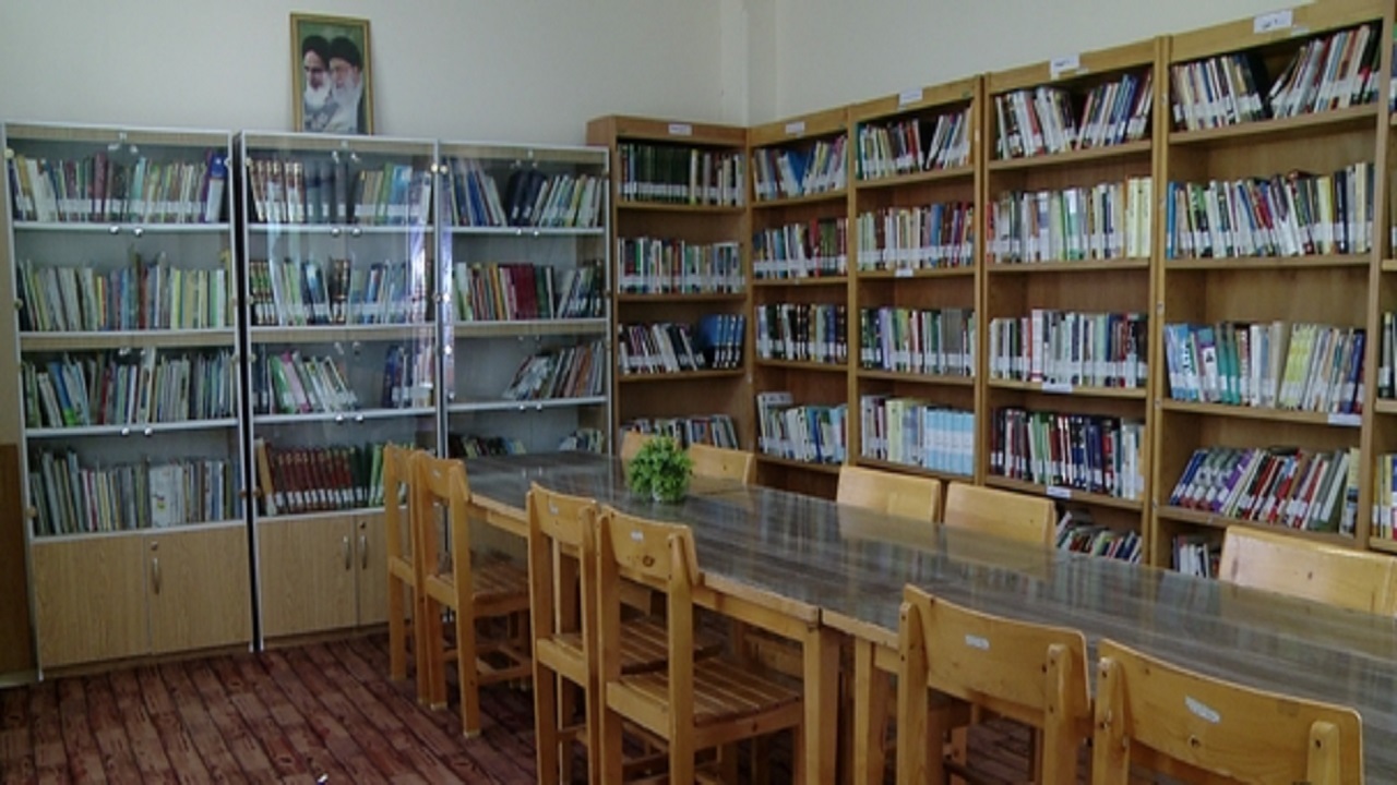 کتابخانه روستای مبارک آباد قم افتتاح شد