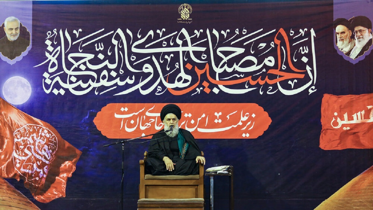 ایمان به خدا راهکار رهایی جامعه از مصیبت است